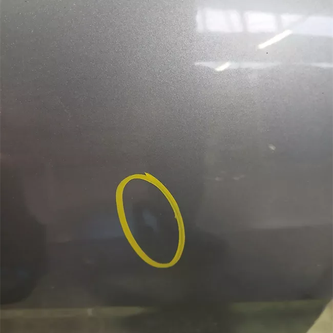 Porta anteriore destra