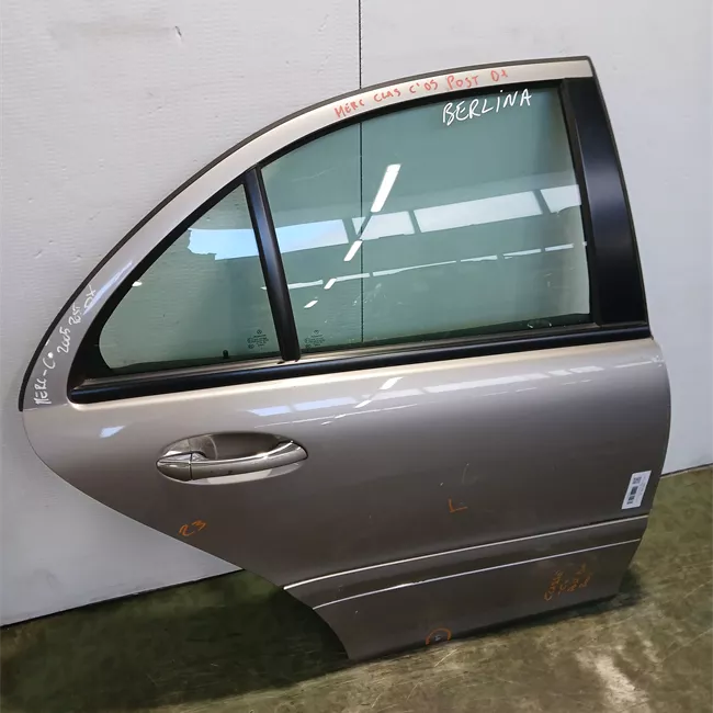 Porta posteriore destra