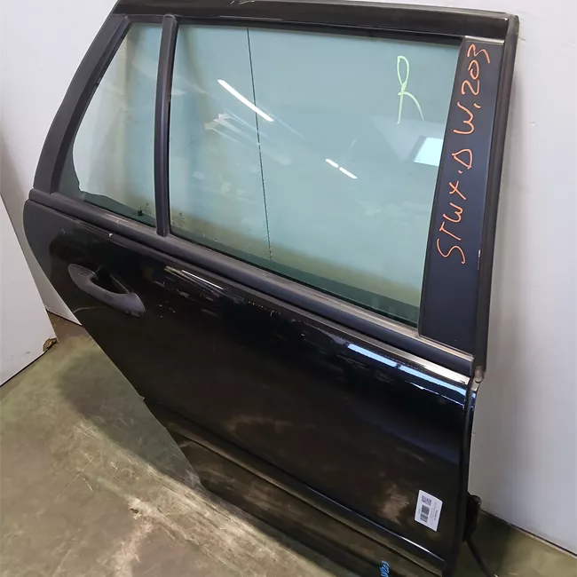 Porta posteriore destra