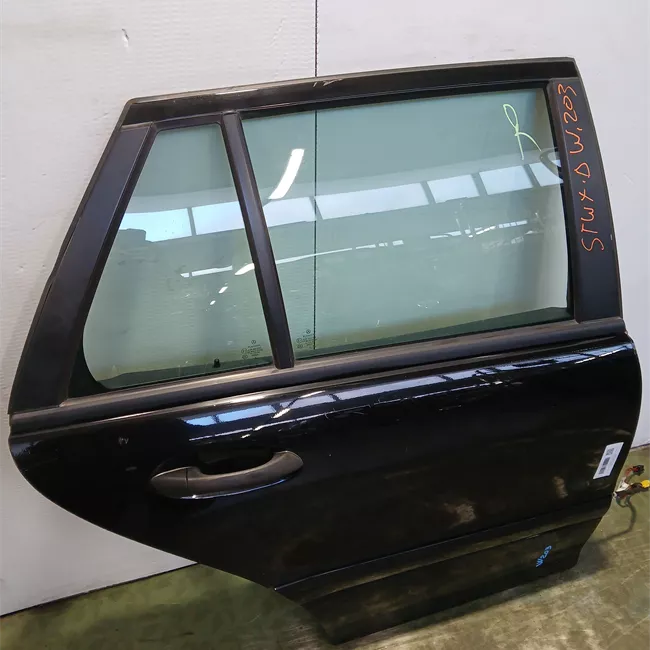 Porta posteriore destra