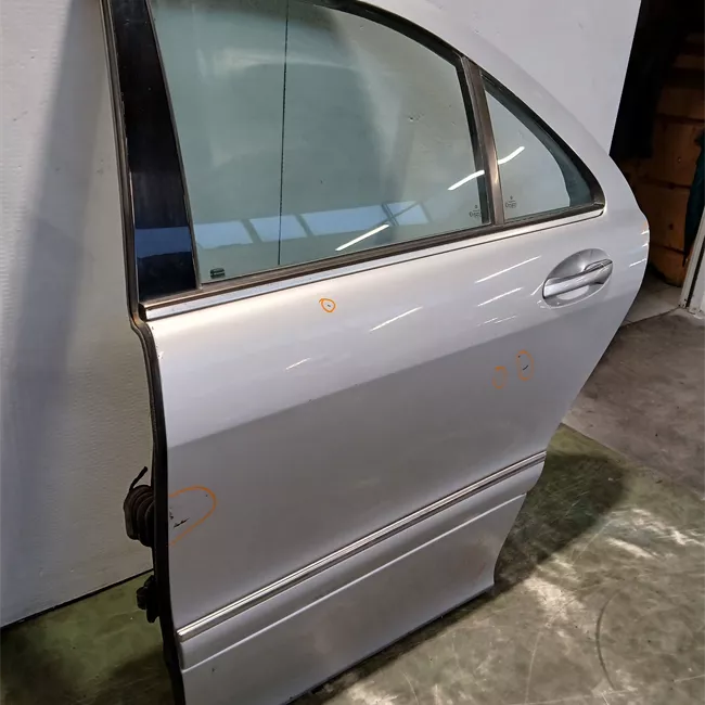 Porta posteriore sinistra