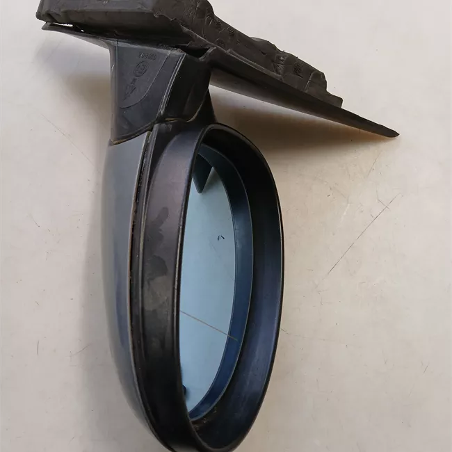 Retrovisore esterno destro Retrovisori esterni funzionali