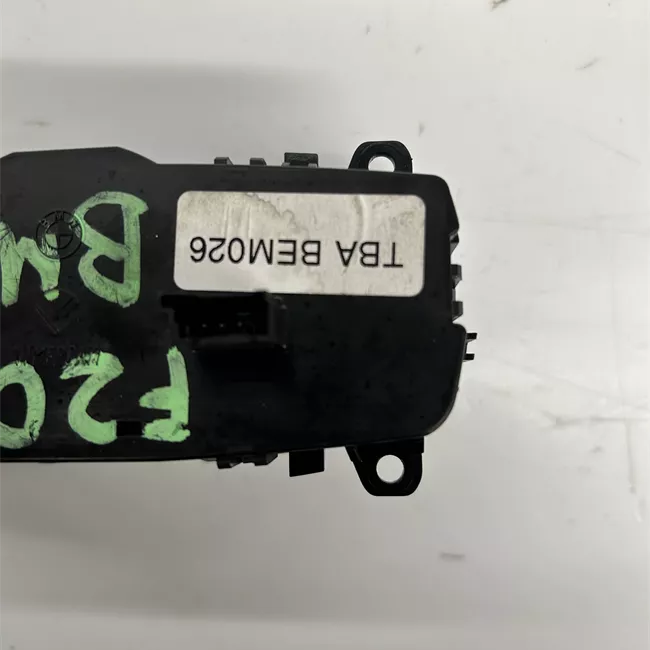 Interruttore blocco comando luci con fari fendinebbia