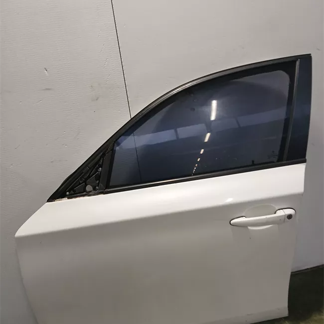 Porta anteriore sinistra