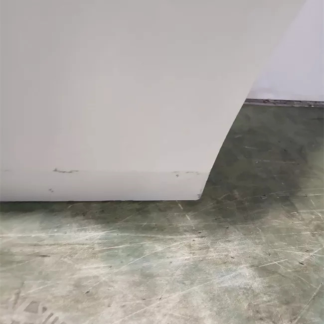 Porta anteriore sinistra