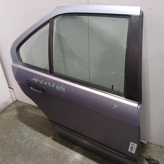 Porta posteriore destra