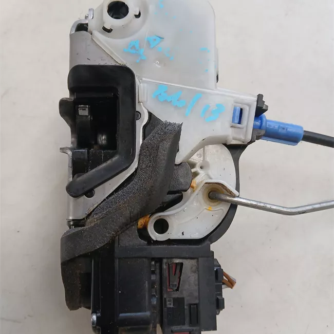 Serratura porta anteriore sinistra