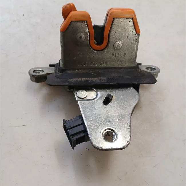 Serratura portello posteriore arancione