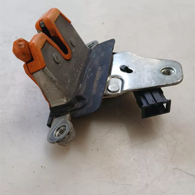 Serratura portello posteriore arancione