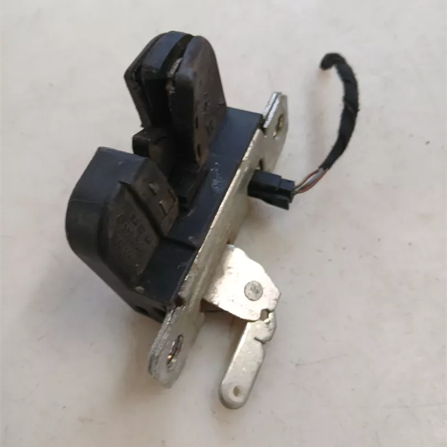 Serratura portello posteriore nero