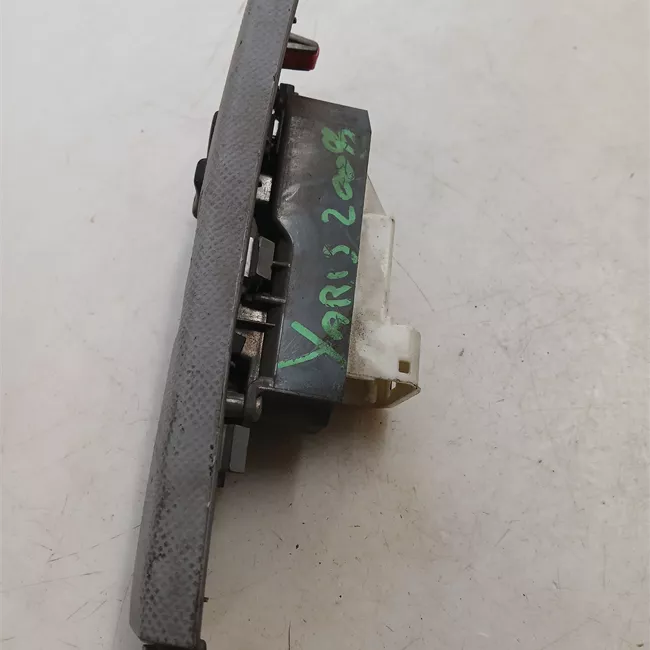 Interruttore alzacristalli porta anteriore