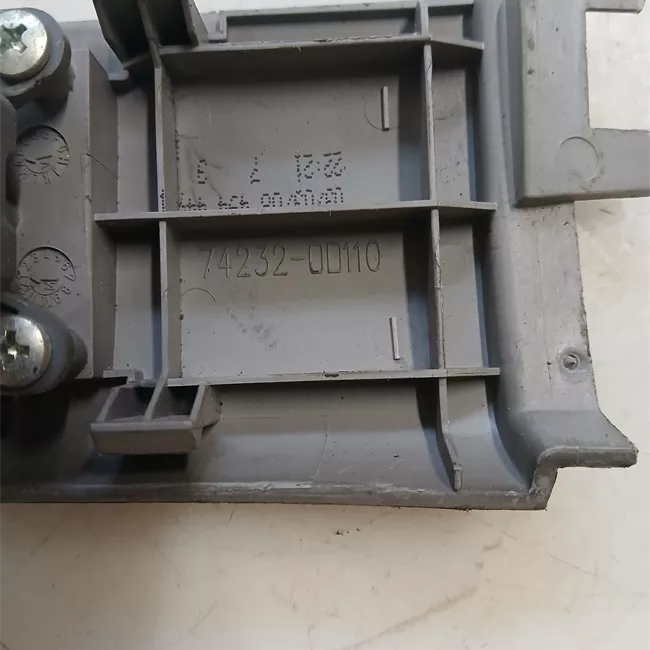 Interruttore alzacristalli porta anteriore