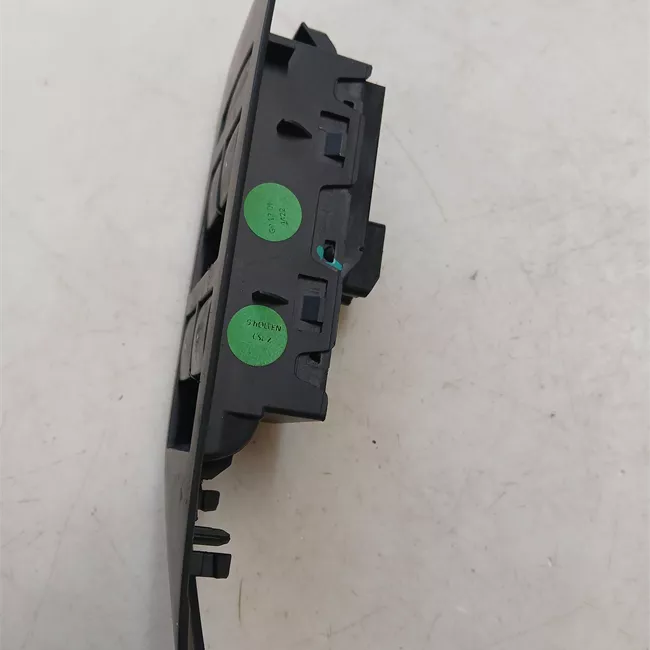 Interruttore alzacristalli porta anteriore nero