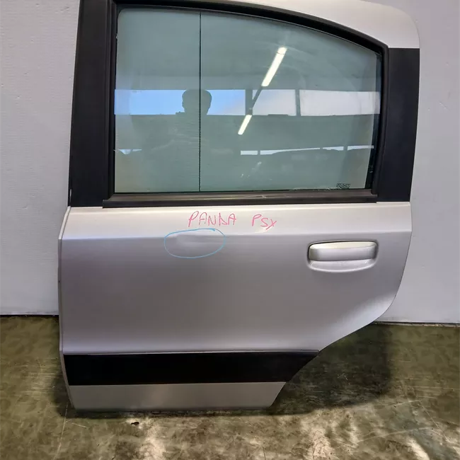 Porta posteriore sinistra