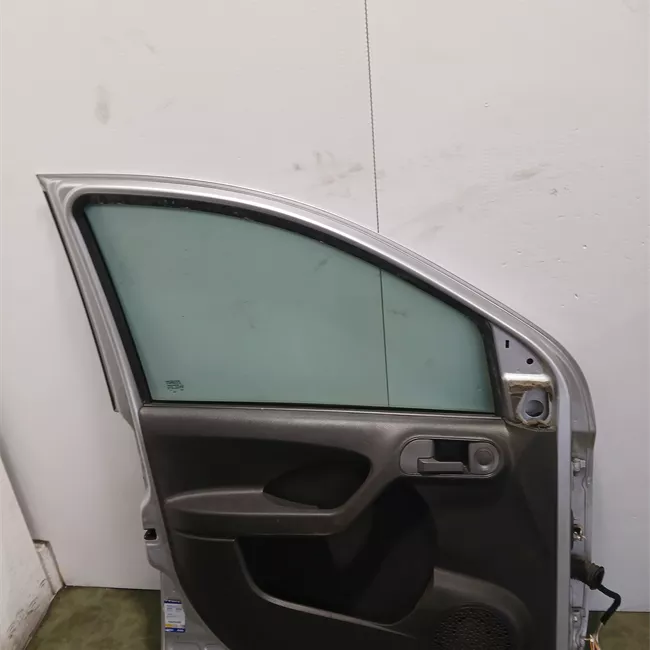 Porta anteriore sinistra