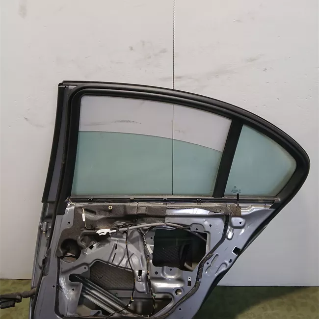 Porta posteriore destra