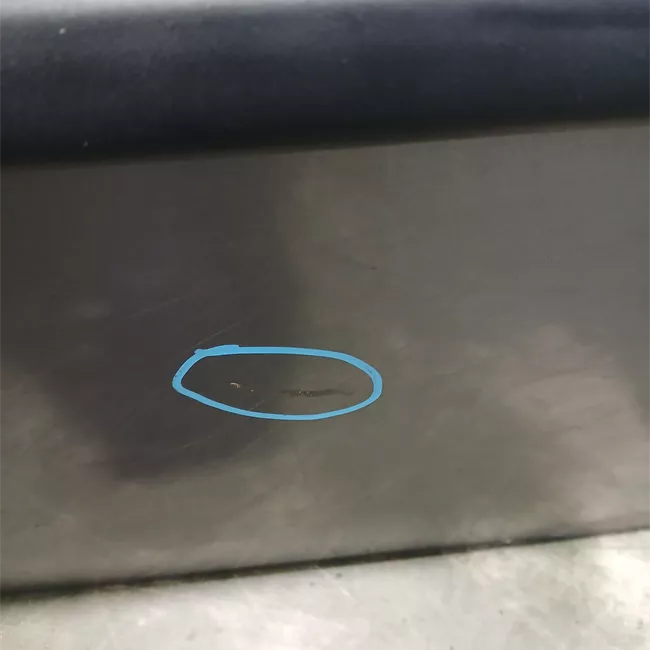 Porta anteriore destra