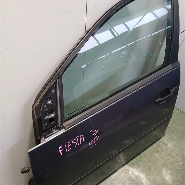 Porta anteriore sinistra