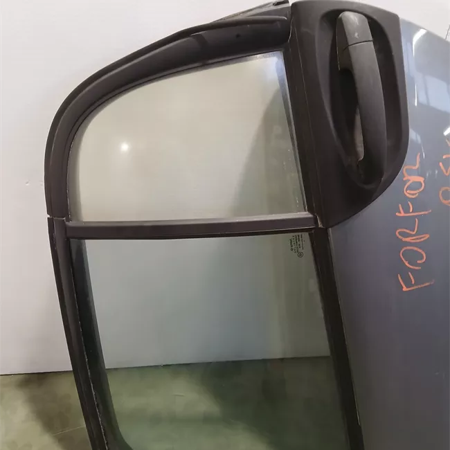 Pannello esterno porta posteriore sinistro