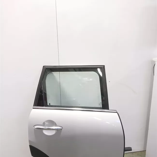 Porta posteriore destra