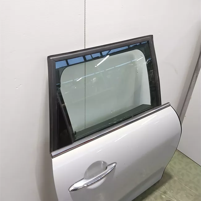 Porta posteriore destra