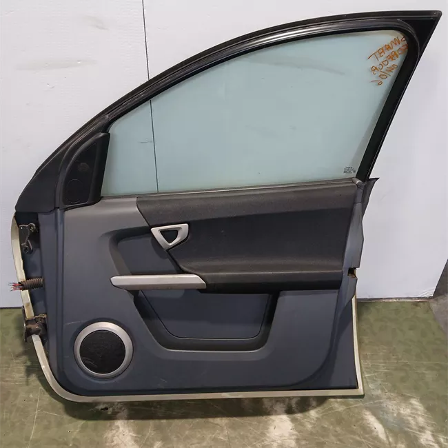 Pannello esterno porta anteriore destro