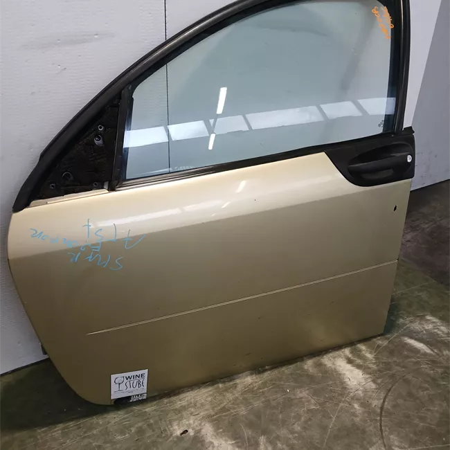 Pannello esterno porta anteriore sinistro