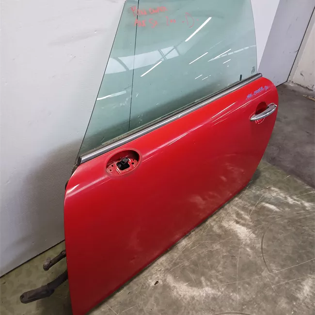 Porta anteriore sinistra