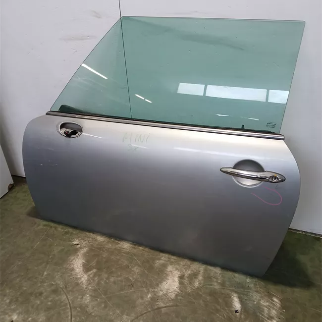 Porta anteriore sinistra