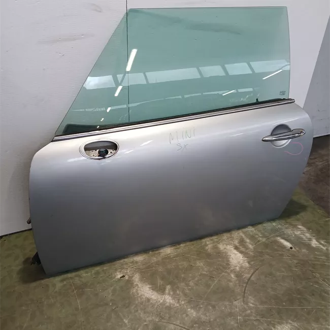 Porta anteriore sinistra