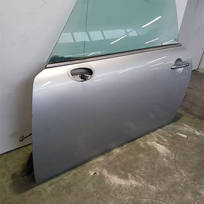 Porta anteriore sinistra