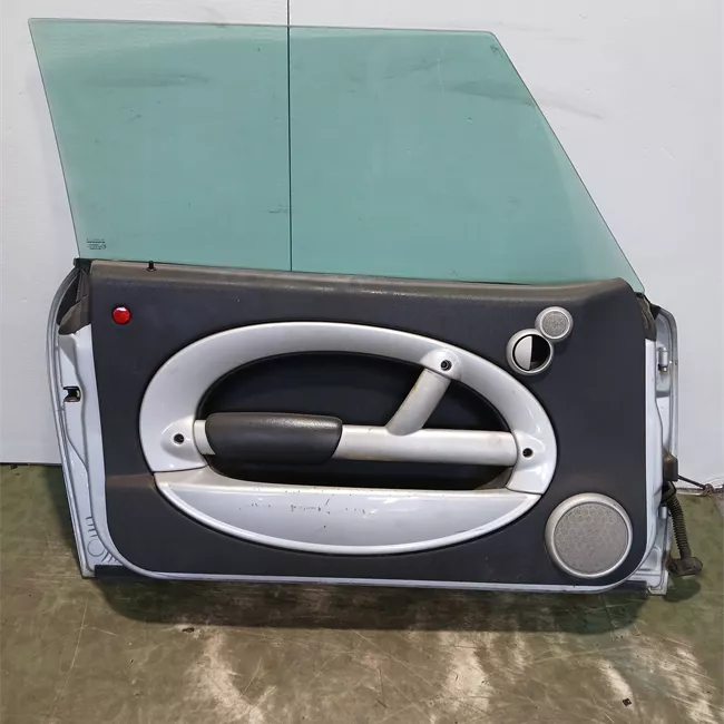 Porta anteriore sinistra