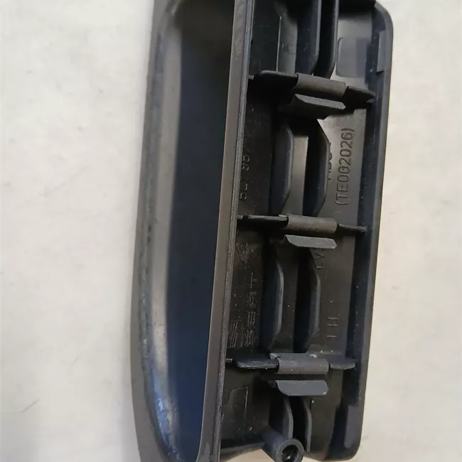 Interruttore alzacristalli porta anteriore