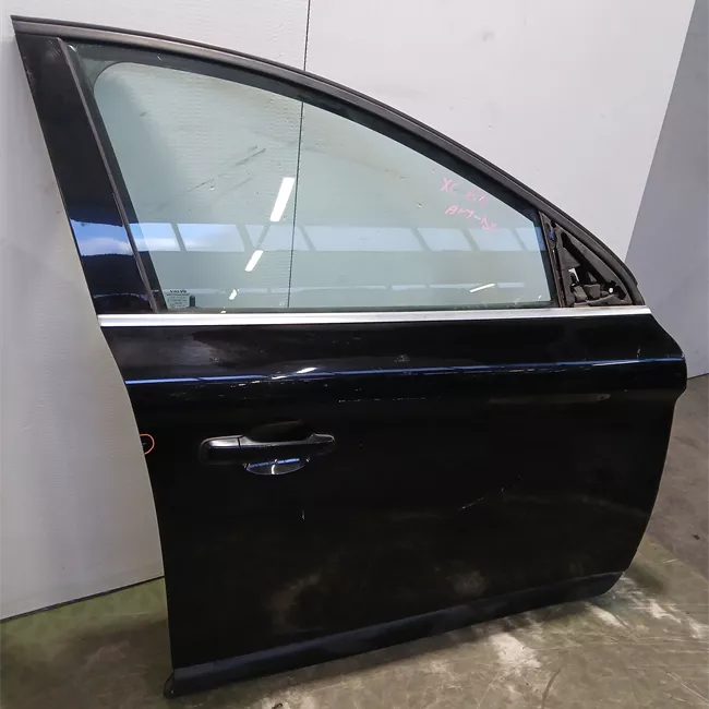 Porta anteriore destra