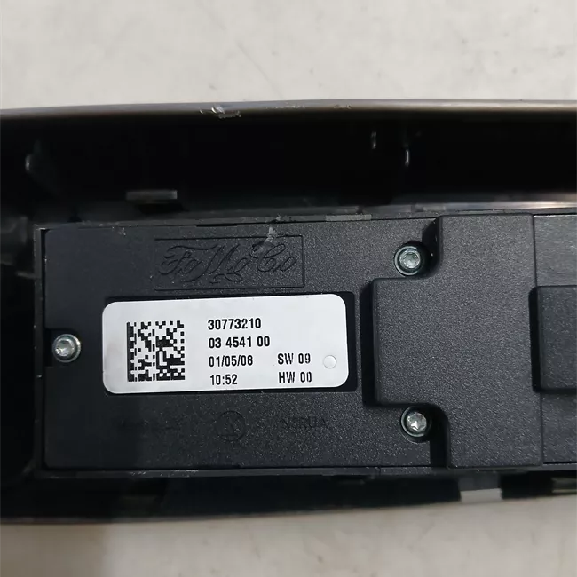 Interruttore alzacristalli porta anteriore