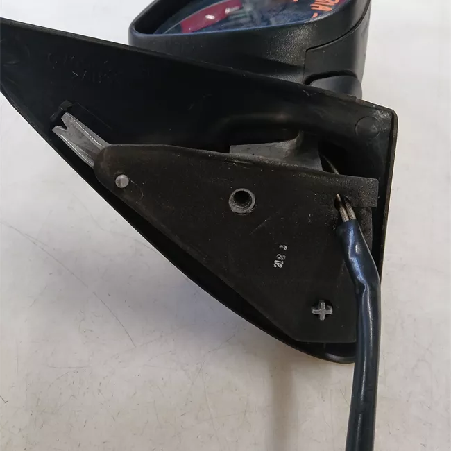 Retrovisore esterno destro con mano di fondo