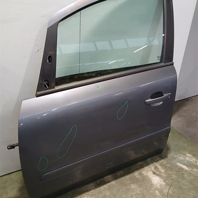 Porta anteriore sinistra