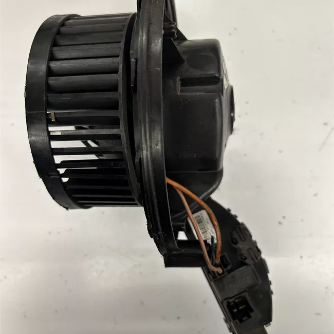 Motorino ventilazione abitacolo Valeo