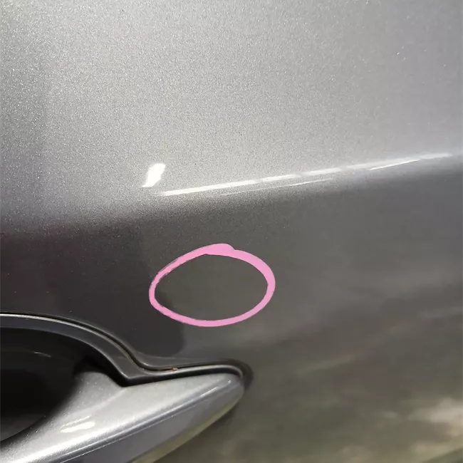 Porta anteriore destra