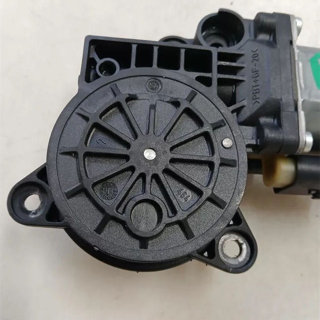 Motorino alzacristallo porta anteriore sinistro