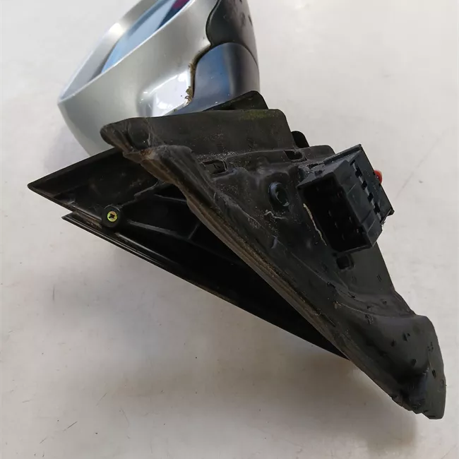 Retrovisore esterno regolazione elettrica destro