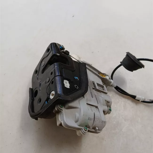 Serratura porta anteriore sinistra