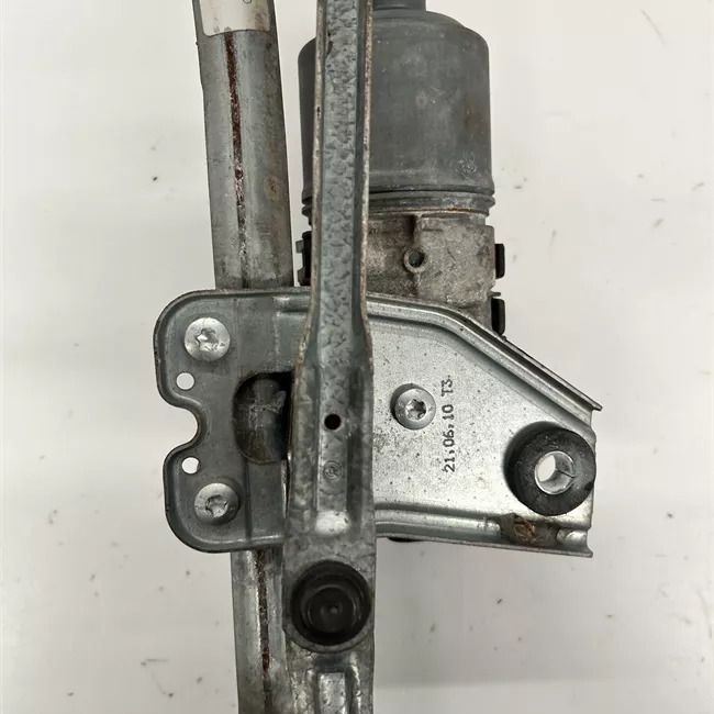 Meccanismo tergiparabrezza con motorino