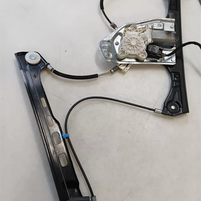 Motorino alzacristallo porta anteriore destro