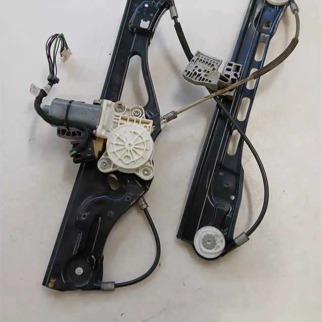 Motorino alzacristallo porta anteriore destro