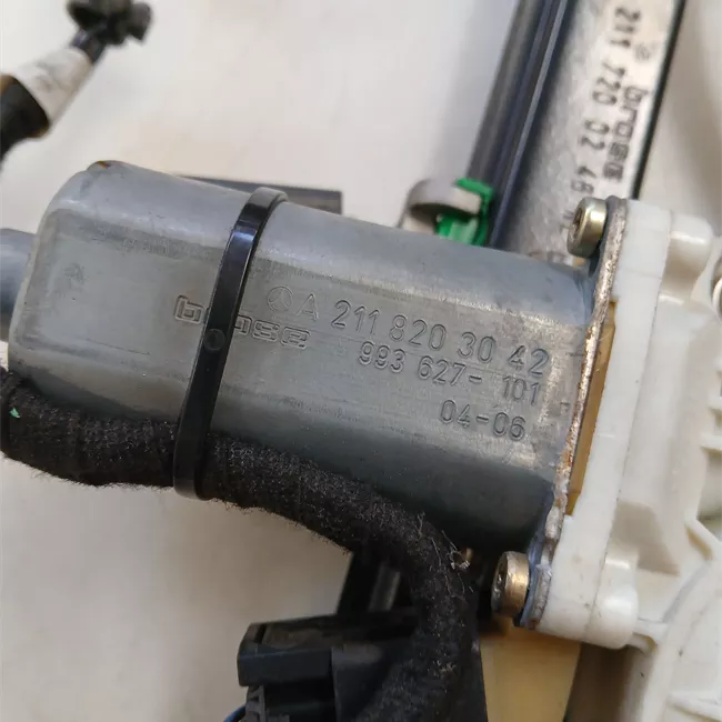 Motorino alzacristallo porta anteriore destro