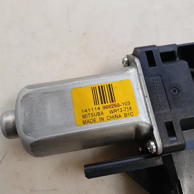 Motorino alzacristallo porta anteriore sinistro