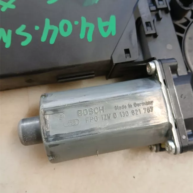 Motorino alzacristallo porta posteriore sinistro