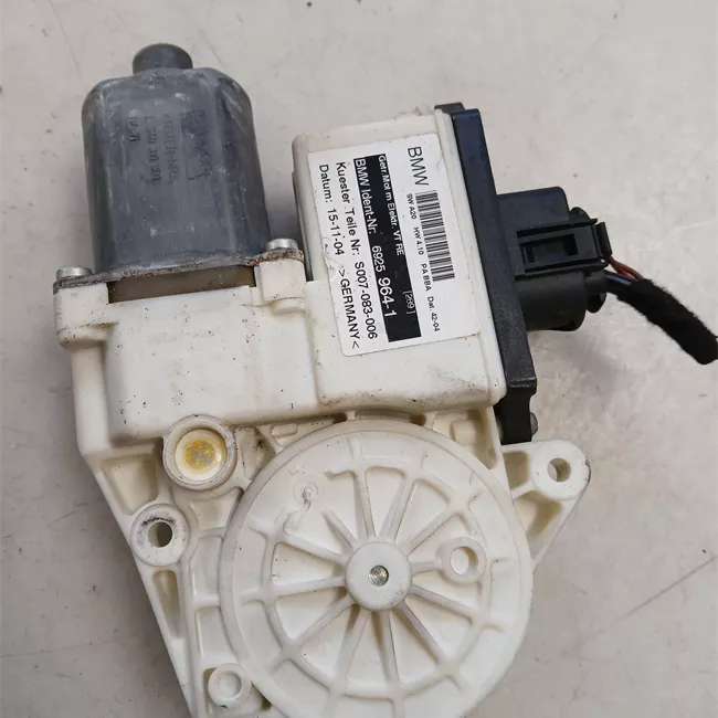 Motorino alzacristallo porta anteriore destro