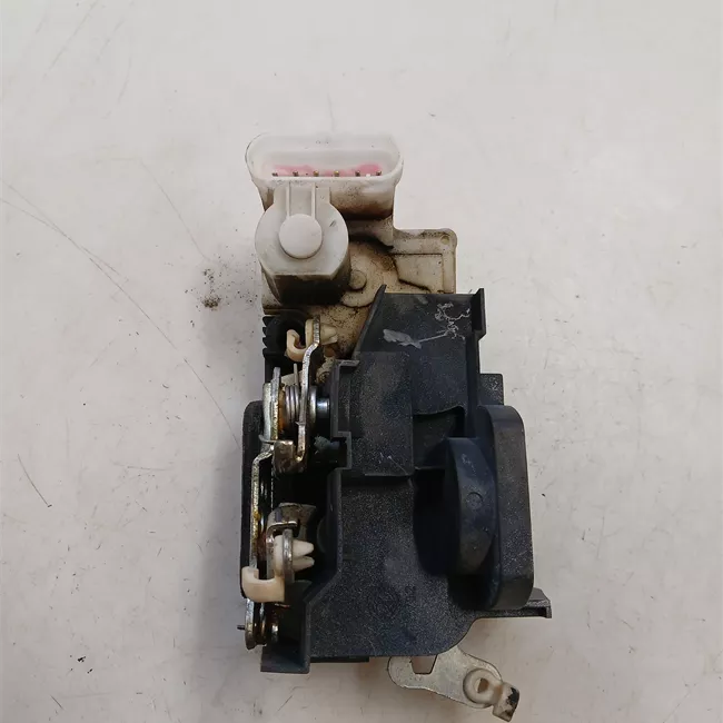 Serratura porta anteriore destra